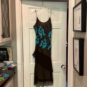 Je Matadi size 8 chocolate and blue dress